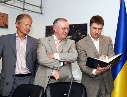 Що це там у вас, пане Кириленко? Декларація про створення мегаблоку?