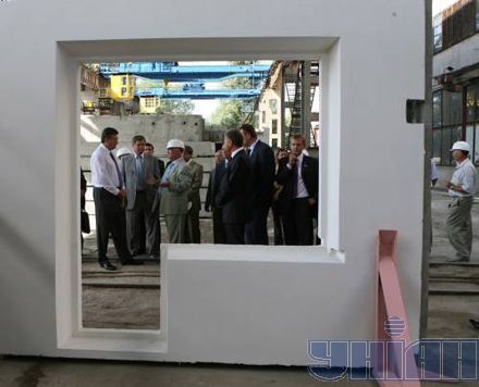 ... на домостроительном комбинате