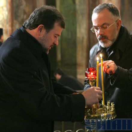 Глава Секретариата Президента Виктор Балога (слева) и вице-премьер-министр Украины Дмитрий Табачник