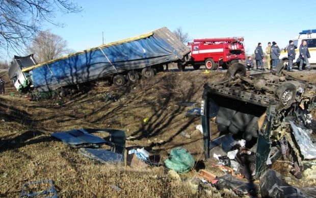 В ДТП погибли семь человек / sai.gov.ua