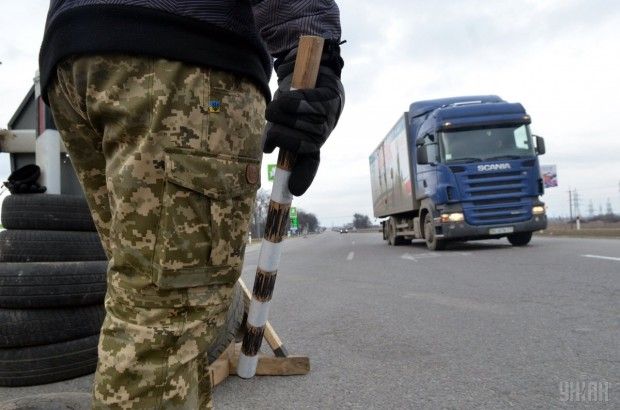 Российские фуры передвигаются по территории Украины без препятствий