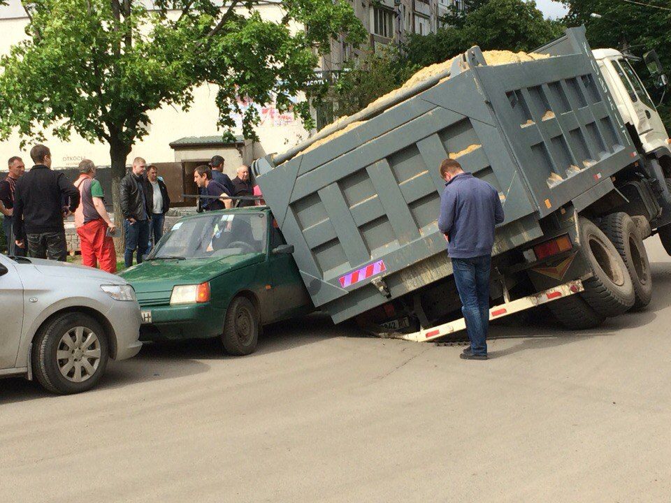 Грузовик / dozor.kharkov.ua Грузовик / dozor.kharkov.ua