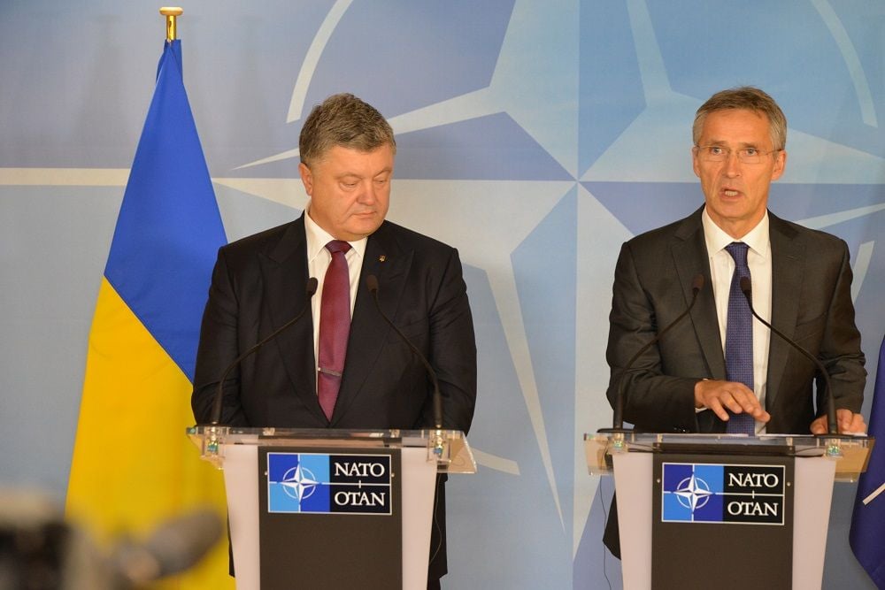 Порошенко: Украина будет выполнять «Минск», однако не за счет собственных интересов