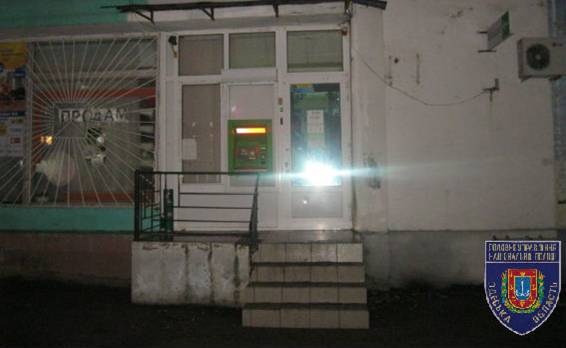 Ограбление произошло в поселке Сергеевка Белгород-Днестровского района / npu.gov.ua Ограбление произошло в поселке Сергеевка Белгород-Днестровского района / npu.gov.ua