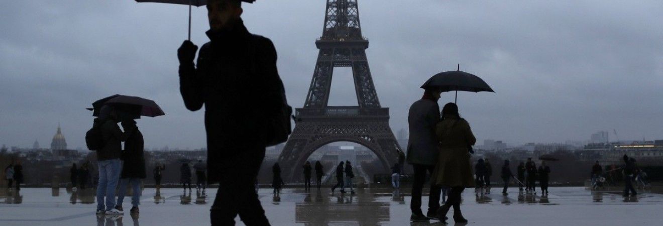Во Франции из-за бури более 230 тысяч домов остались без электроэнергии