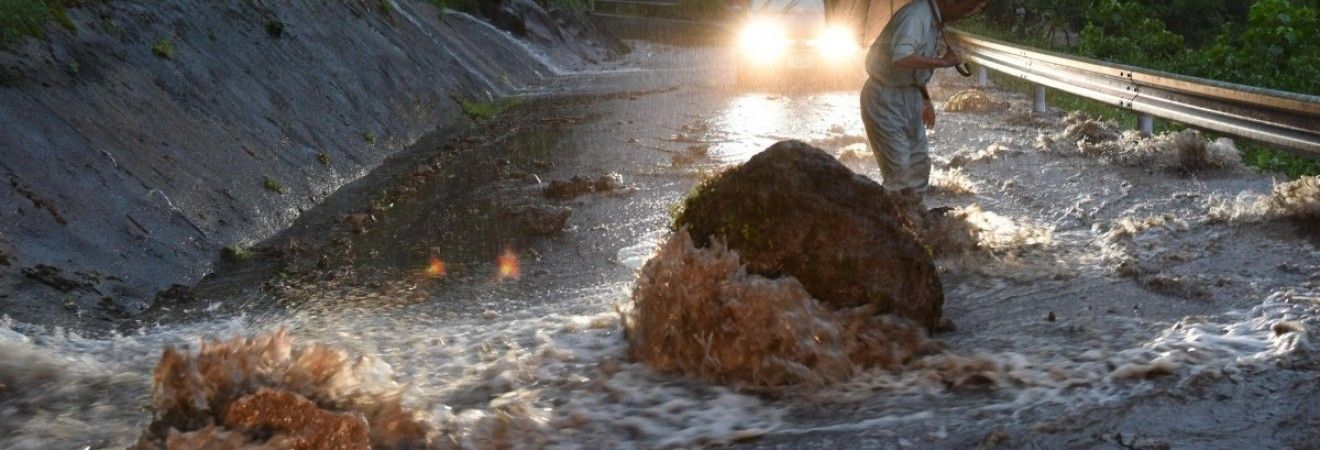 Число жертв повені в Японії зросло до 34 осіб