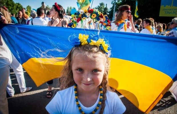 День прапора України: що святкуємо, історія та міфи про синьо-жовтий стяг