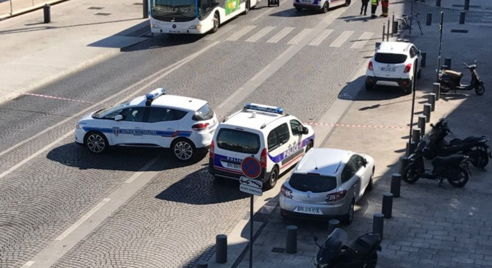 One killed in Marseille after car crashes into bus shelters: police