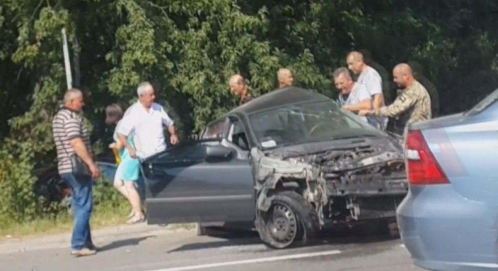Власника ФК "Карпати" викликали на допит у справі про смертельну ДТП, але він полетів до Швейцарії