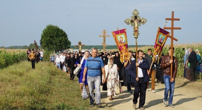 В крестном ходе на Иоасафатову долину приняли участие около 15 тысяч верующих