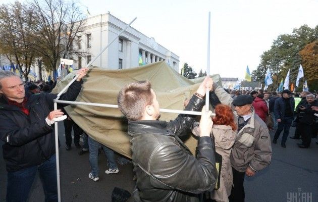 Під час мітингу у Києві постраждало троє людей
