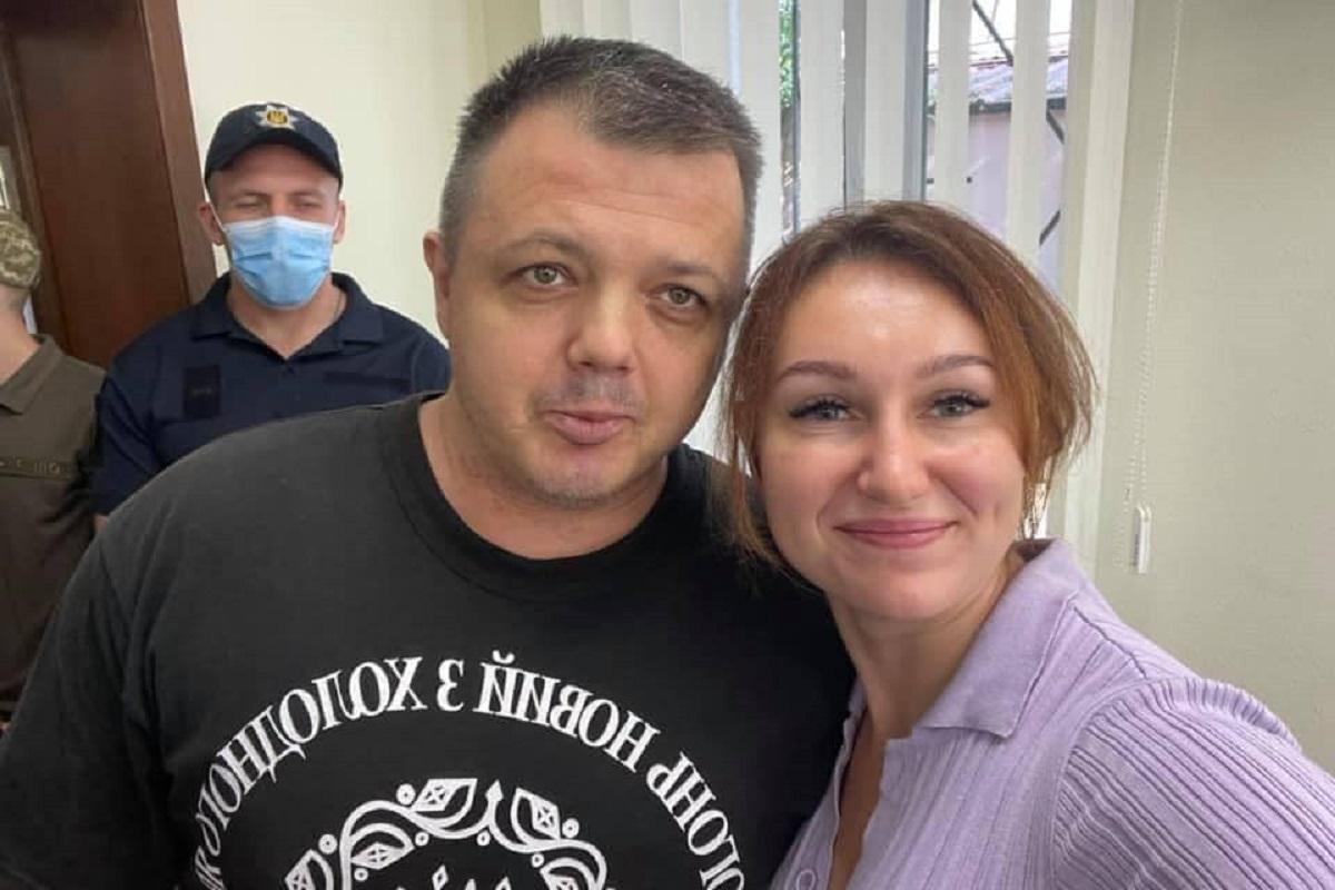 Жену Семенченко подозревают в хищении средств со счетов Благотворительного фонда батальона Донбасс