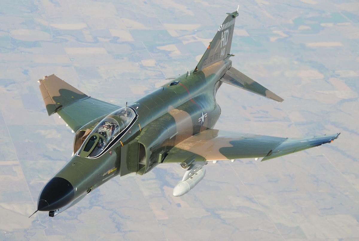 F-4 Phantom II / Фото Вікіпедія F-4 Phantom II / Фото Вікіпедія