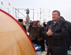 Persons. Yevgeny Kushnarev