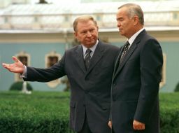 Leonid Kuchma and Islam Karimov