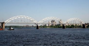 The railway bridge across the Dnipro river