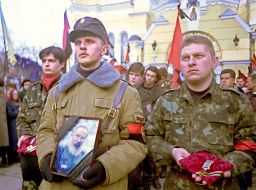 The Una-Unso members 