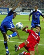 Selver Hodzic, Ajil Yussuf and Diogo Rincon