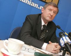 Персоны. Евгений Кушнарев