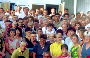 Олександр Мороз з виборцями