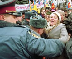 Participants of the protest action ”Ukraine without Kuchma”