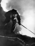 Разлив металла