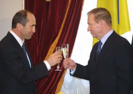 Leonid Kuchma and Robert Kocharian