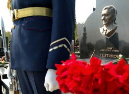 Памятник Леониду Телятникову