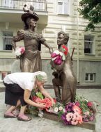 ”Following the Two Hares” sculpture