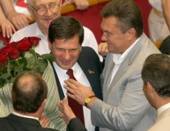 Viktor yanukovich and Aleksey Kostusev