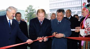 Victor Skomorokha, Leonid Kuchma and Alexander Omelchenko 