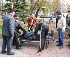 Participant of meeting lost consciousness