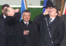 Leonid Kuchma, Gerhard Schroeder and Aleksandr Omelchenko