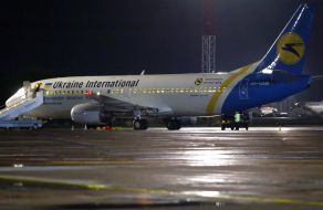 Boeing - 737 ”Ukraine International Airlines”