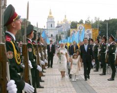 Viktor Yushchenko with family