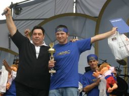 Championship by the high-speed eating up of Ukrainian vareniks
