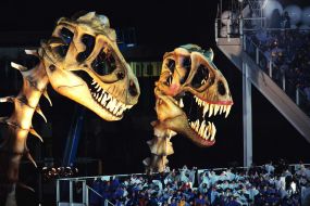 Останні феєрверки над Олімпійською ареною в Солт-Лейк-Сіті