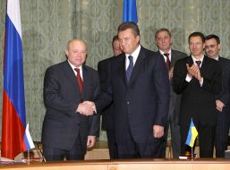 Україна міжнародні відносини