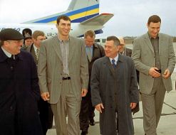 Oleksandr Omelchenko, Vitali and Wladimir Klitschko