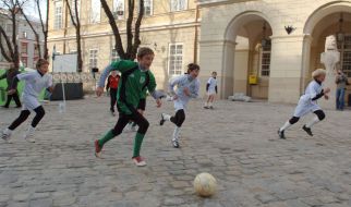 пикет фанов ФК ”Карпаты” (Львов)