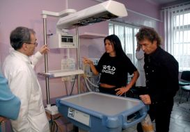 Руслана и Питер Маффай в больнице ОХМАТДЕТ