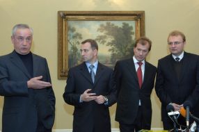 Підписання протоколу щодо передачі стадіону ФК ”Карпати”