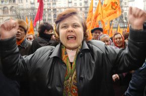 Митинг против повышения цен на коммунальные услуги