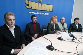 The press conference participants