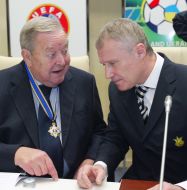 Opening ”Soccer house”