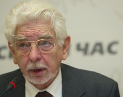 Press conference of UNO