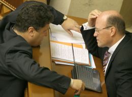 Retirement of ”orange” ministers