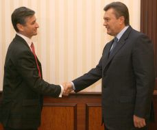 Встреча Януковича с Президентом компании «Майкрософт Интернейшнл»