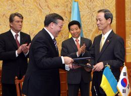 Visit of Yushchenko to South Korea