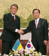 Visit of Yushchenko to South Korea